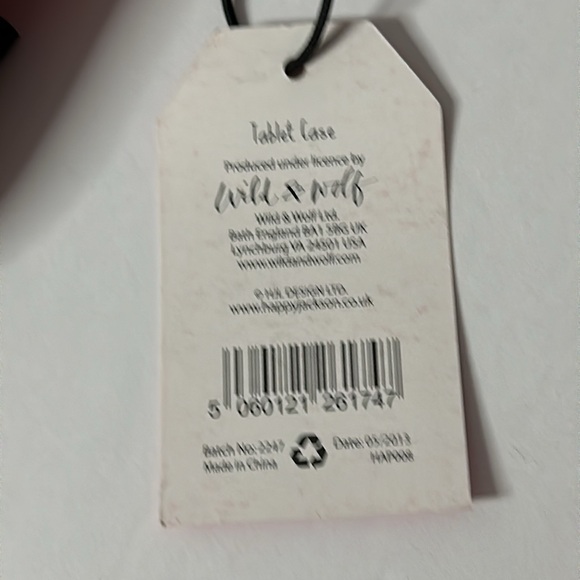 WILD & WOLF - HAPPY JACKSON || Hello Beautiful Red Tablet Case. - Picture 9 of 12